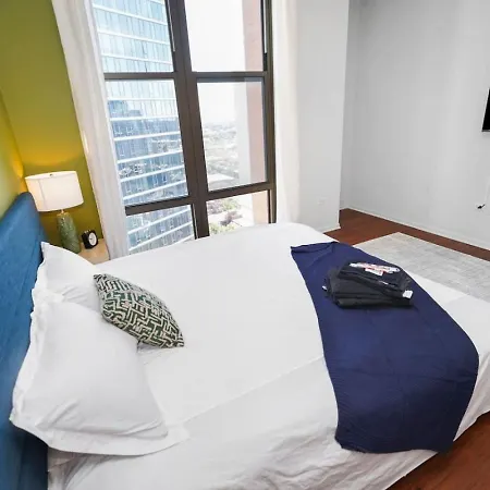 29th Floor 2br With Balcony And Gym Apartment *