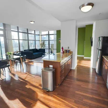 29th Floor 2br Grant Park With Balcony, Gym Apartment