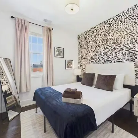 The Boho House Two Private Parking Chicago