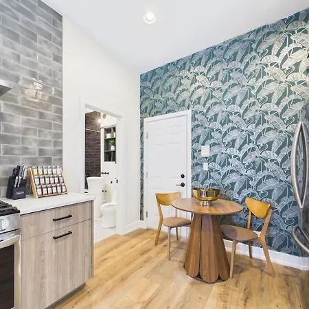 Apartment Modern Zen Retreat Mins From Downtown Chicago