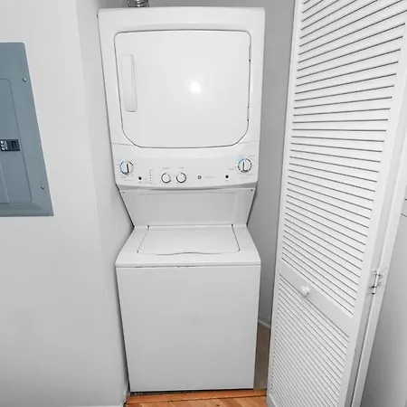 Prime 2br Skyline - 5 Min To Museum Campus Apartment