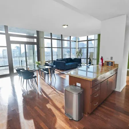 29th Floor 2br Grant Park With Balcony, Gym Chicago