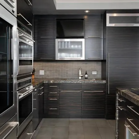 Expansive Views Of Michigan Apartment *