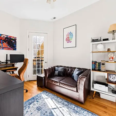 Apartment Spacious 3br Near Hyde Park Garage Pets Chicago