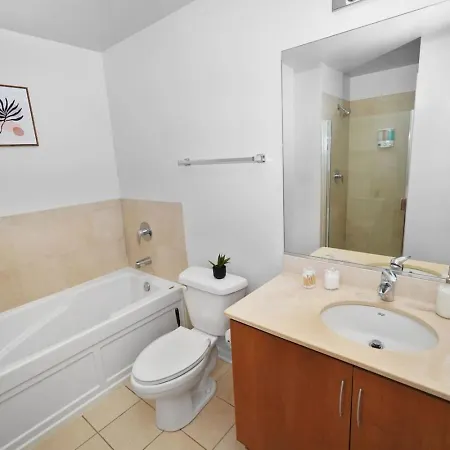 Skyline Luxury 19th Floor Retreat Near Grant Park * Chicago