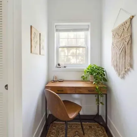 The Boho House Two Private Parking Apartment *