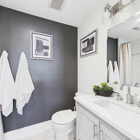Peaceful Boho Retreat Free Private Parking Chicago