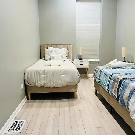 Modern 4br-3ba Near Public Transit And Wfh Chicago