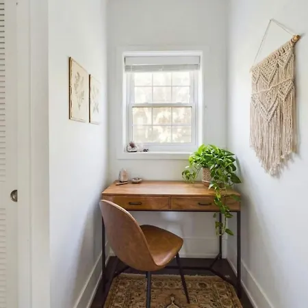 Boho Escape Parking Balcony Apartment *