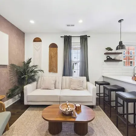 The Boho House Two Private Parking *