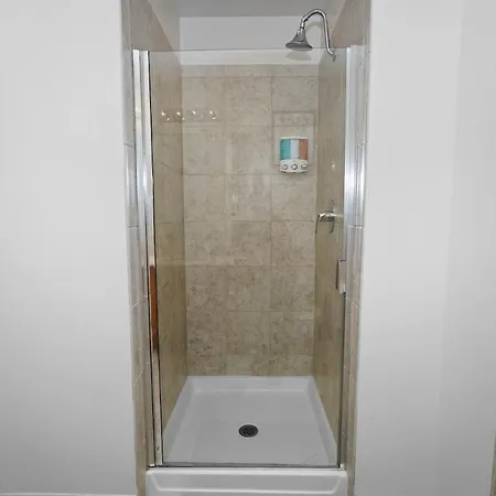 Skyline 2br On 20th Floor Near Grant Park With Paid Parking *