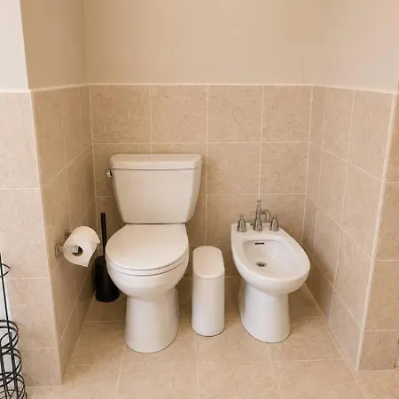 Apartment Mccormick Meetup - Prime Location - Sleeps 16