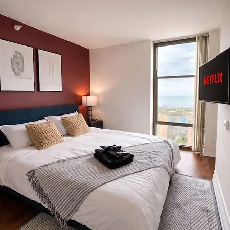 Apartment Modern 2br Skyline - 5 Min To Grant Park *