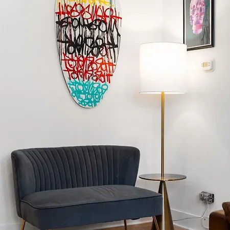 Vibrant West Town Perfect For Families Apartment *