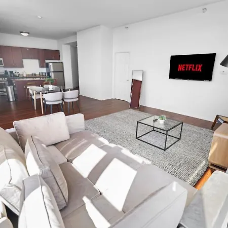 Apartment 29th Floor 2br With Balcony And Gym Chicago