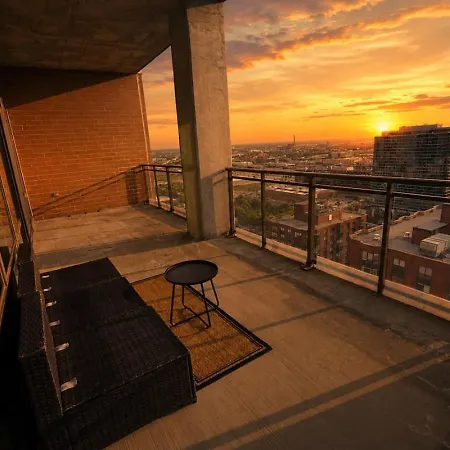 29th Floor 2br Grant Park With Balcony, Gym Apartment