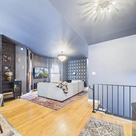 Wrigley Luxe 3br Free Parking * Chicago
