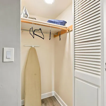 Apartment River West Retreat 2 Bedroom Garden Unit Chicago