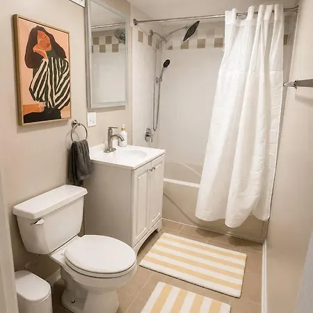 Mccormick Meetup - Prime Location - Sleeps 16 * Chicago