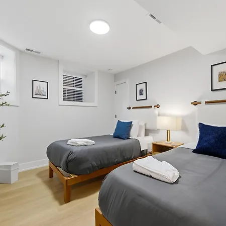 Apartment Newly Renovated 3br 2ba In Heart Of Andersonville
