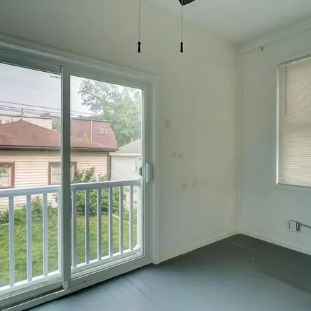 Modern 2br Avondale With Free Parking Near Cta Apartment *