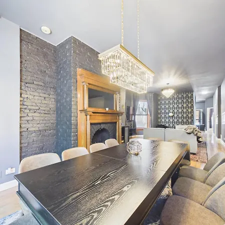 Luxury Wrigley Getaway 2br Parking Chicago