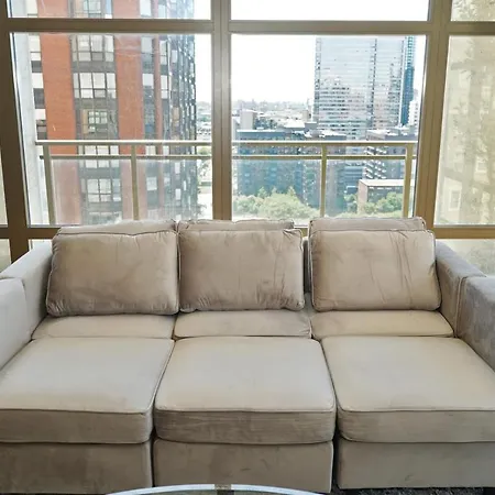 18th Floor 2br Grant Park With Balcony, Gym Apartment