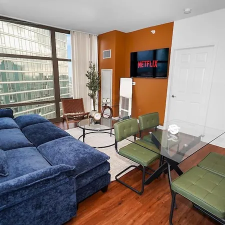 Modern 2br Skyline - 5 Min To Grant Park Chicago
