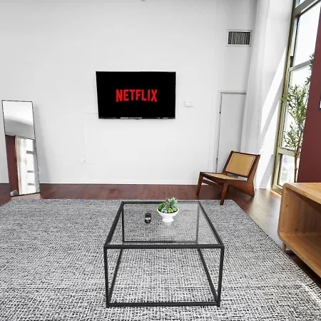 29th Floor 2br With Balcony And Gym Apartment Chicago