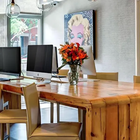 Landing Stylish 2bd Gym Rooftop Lounge Chicago