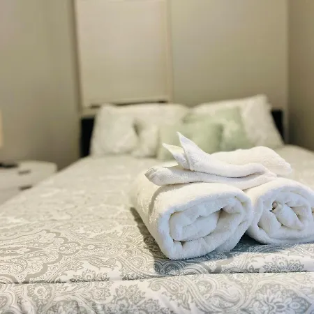 Apartment Modern 4br-3ba Near Public Transit And Wfh *