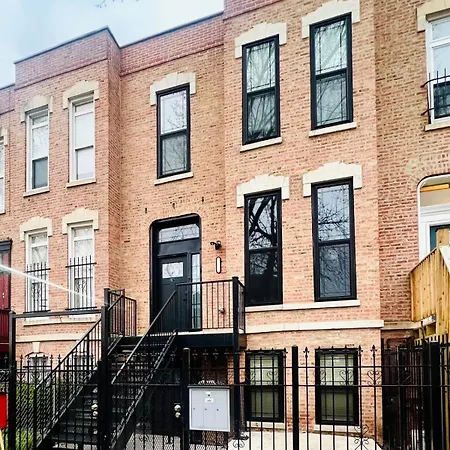 Modern 4br-3ba Near Public Transit And Wfh Apartment