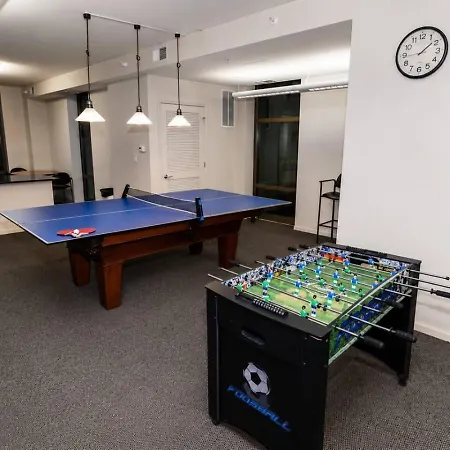 Apartment 29th Floor 2br With Balcony And Gym Chicago