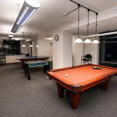 29th Floor 2br Grant Park With Balcony, Gym * Chicago