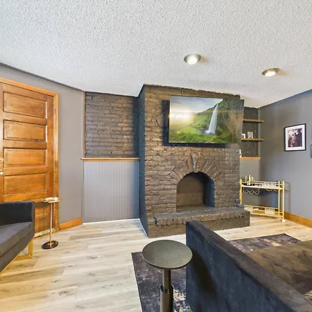 Apartment Wrigley Luxe 3br Free Parking *