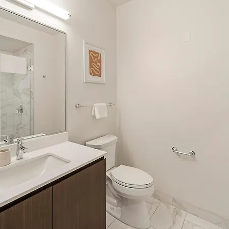 Landing Modern 2Bd Gym Pool Apartment Chicago