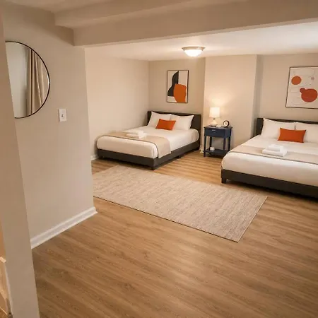 Mccormick Meetup - Prime Location - Sleeps 16
