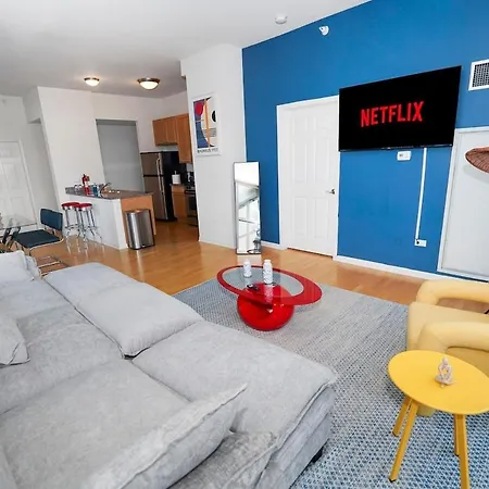 Prime 2br Skyline - 5 Min To Museum Campus Apartment