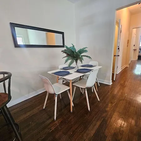 2 Bedroom Unit In Uptown