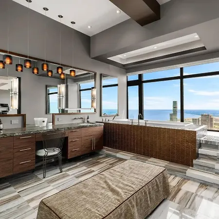 Expansive Views Of Michigan Apartment Chicago