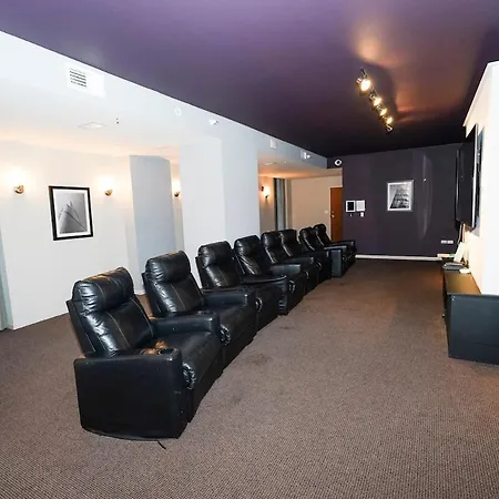 Prime 2br Skyline - 5 Min To Museum Campus *
