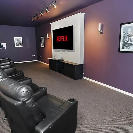 Prime 2br Skyline - 5 Min To Museum Campus Apartment