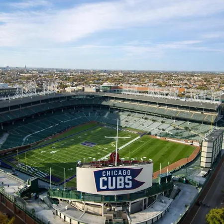 Wrigley Luxe 3br Free Parking Apartment *