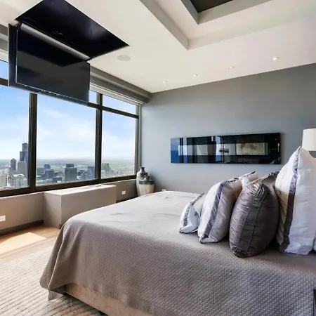 Apartment Expansive Views Of Michigan