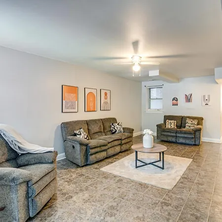 1 Mi To Washington Park: Spacious 1st-floor Condo!