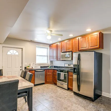 Holiday home 1 Mi To Washington Park: Spacious 1st-floor Condo! Chicago