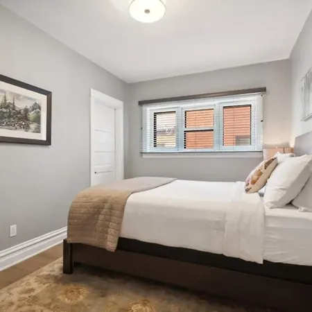 Holiday home Your Retreat Chicago