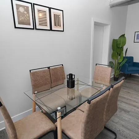 Apartment Cozy 2br Near Mccormick & Wintrust With Opt Parking