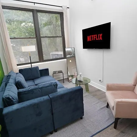 Cozy 2br Near Mccormick & Wintrust With Opt Parking Apartment Chicago