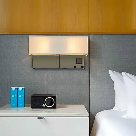 Sofitel Magnificent Mile Hotel
